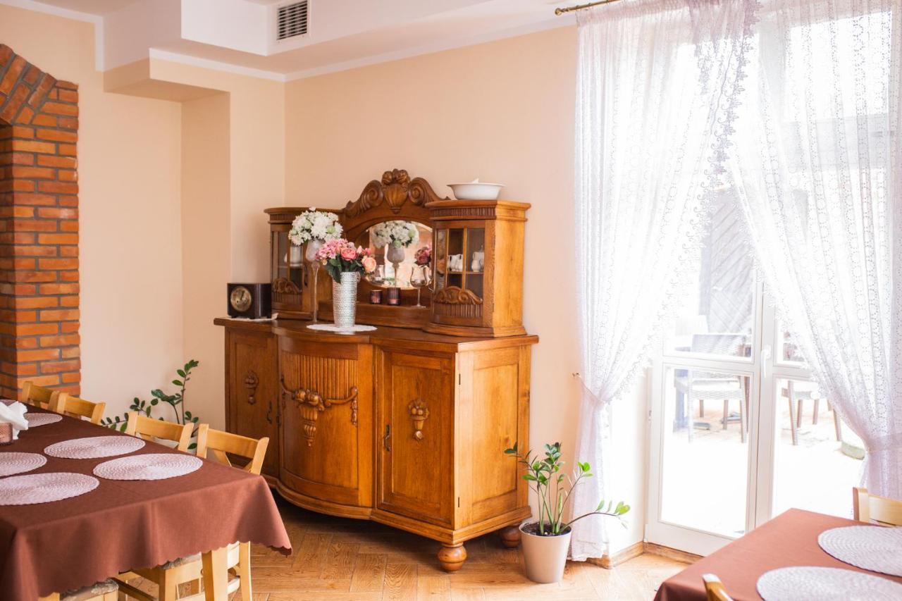 Hotel Przedzamcze ジャウドボ エクステリア 写真